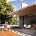 Dante House / Bloco Arquitetos - Exterior Photography, Chair, Deck